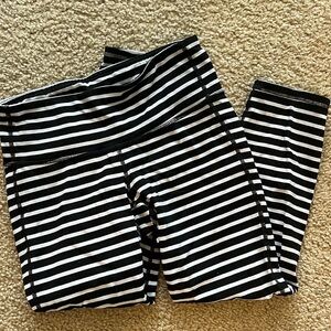 Athleta Capri Leggings